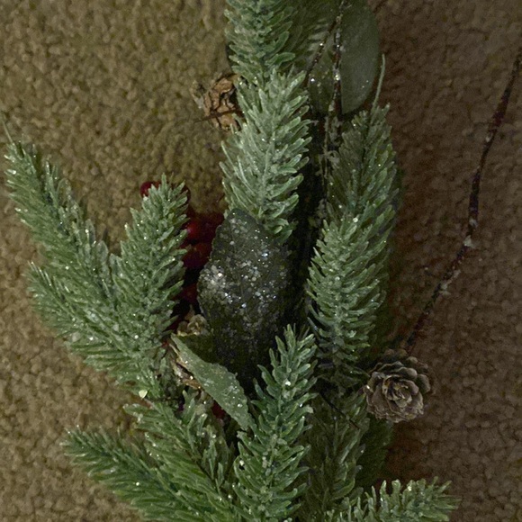 Christmas Glitter Green with Red Berries Pick - Picture 5 of 6